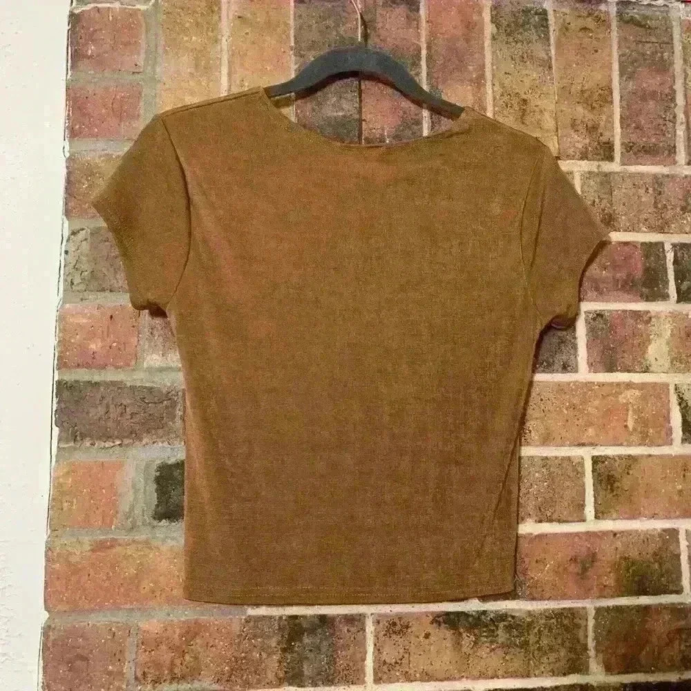 Brown American Spirit short sleeve top - Picture 3 of 3